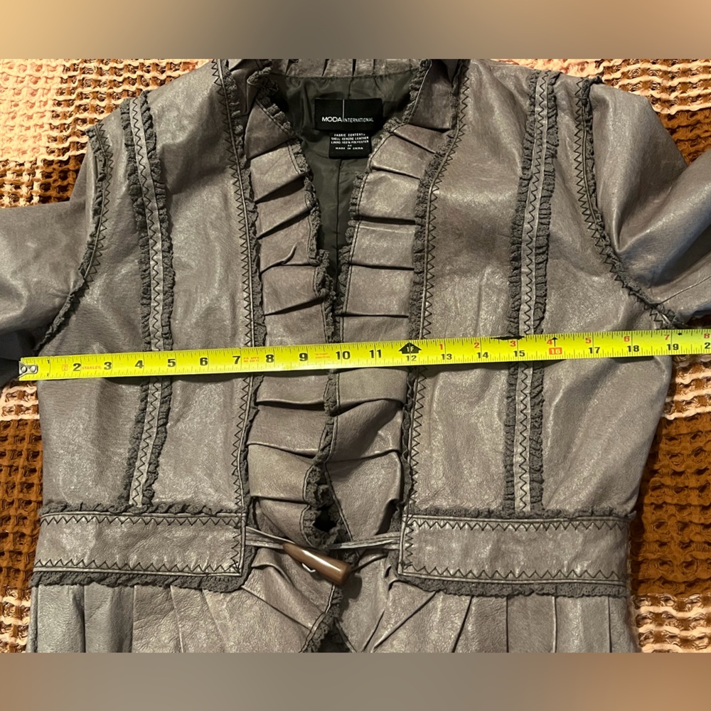 Vintage 90's Y2K Moda International 100% Leather Ruffle Trim Jacket Size Medium - Picture 10 of 11